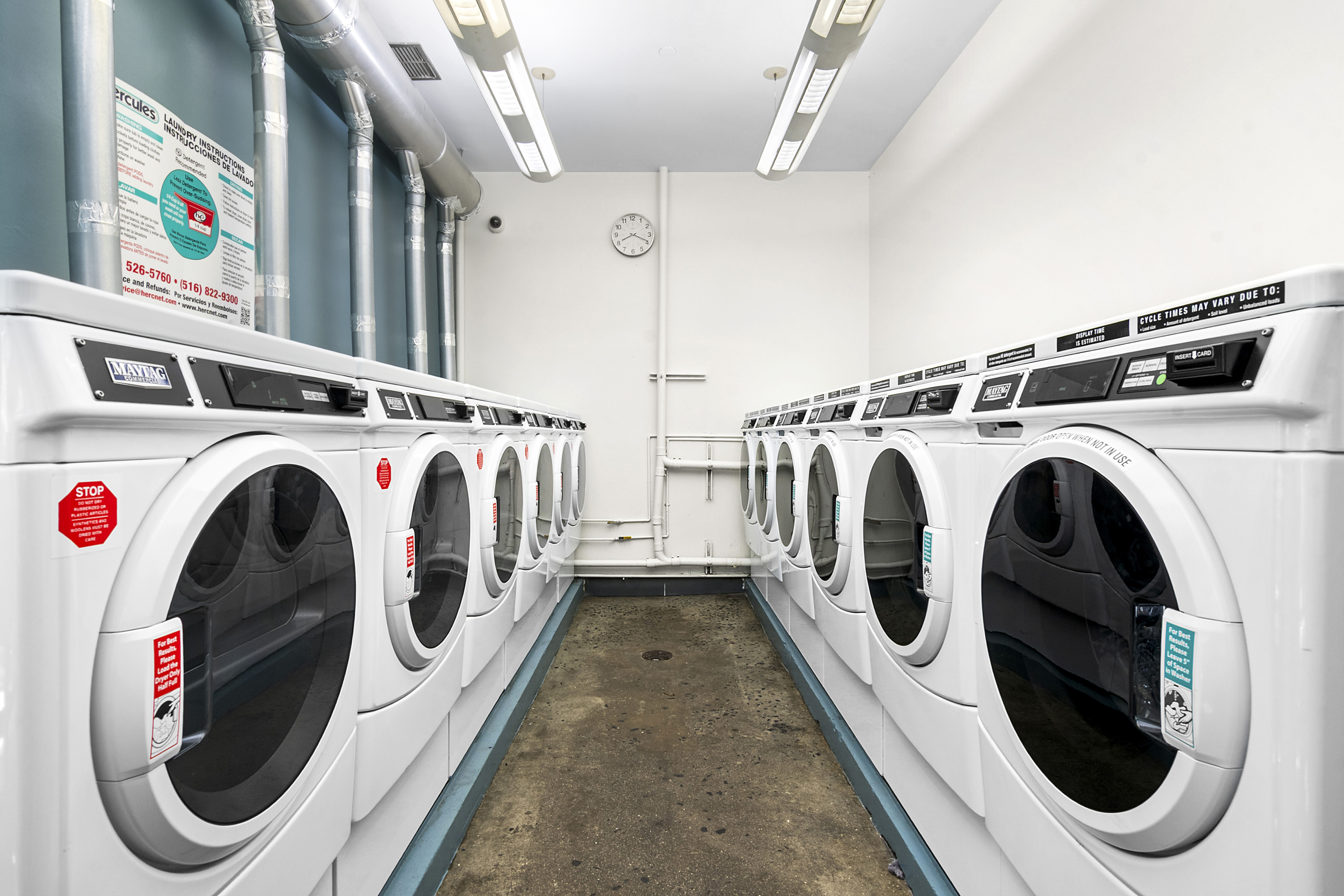 204 Huntington Street, Unit 3E Brooklyn, NY 11231 - Photo 9 of 13 a utility room with dryer and washer