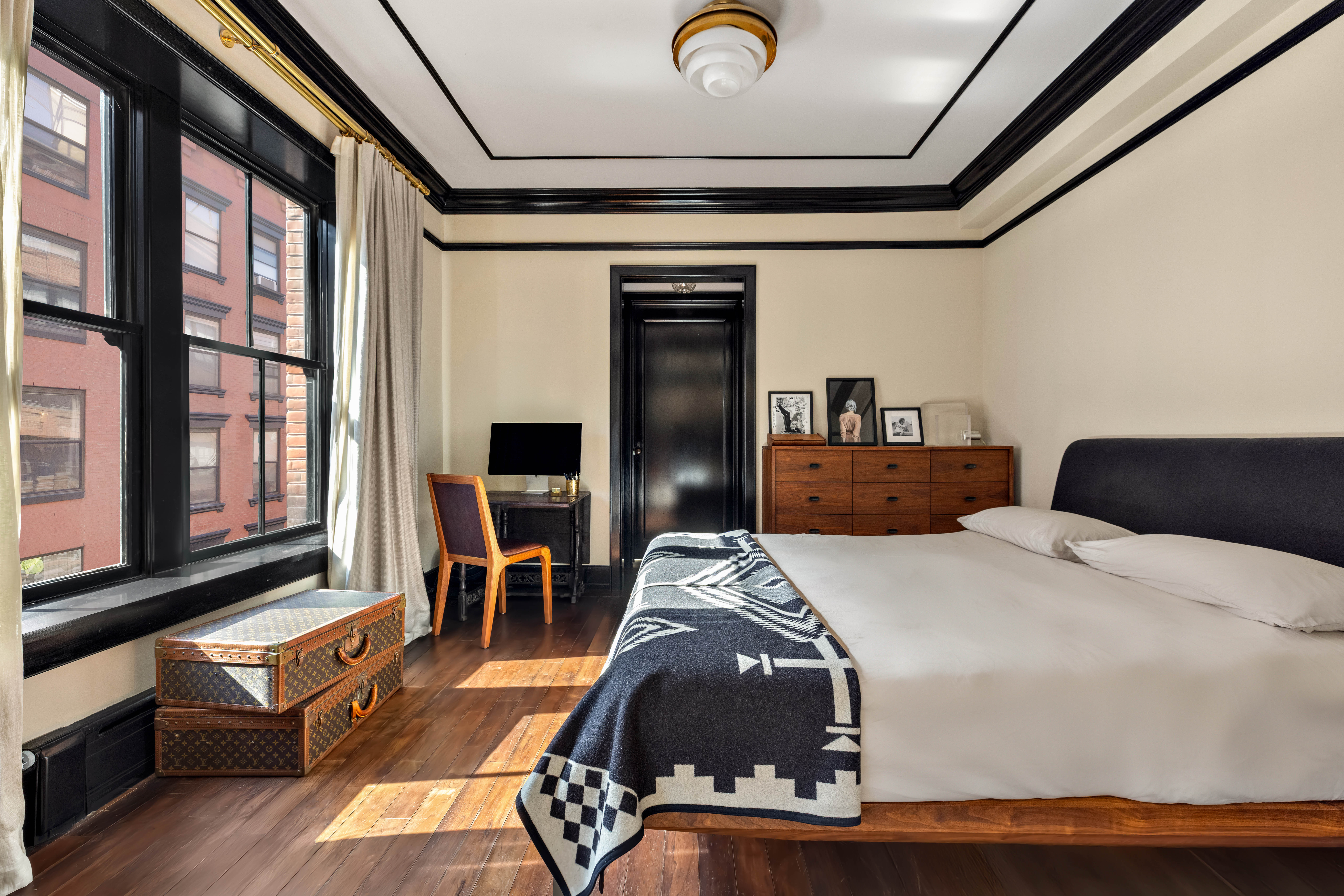 211 Elizabeth Street, Unit 3S Manhattan, NY 10012 - Photo 5 of 11 Gallery Image 5
