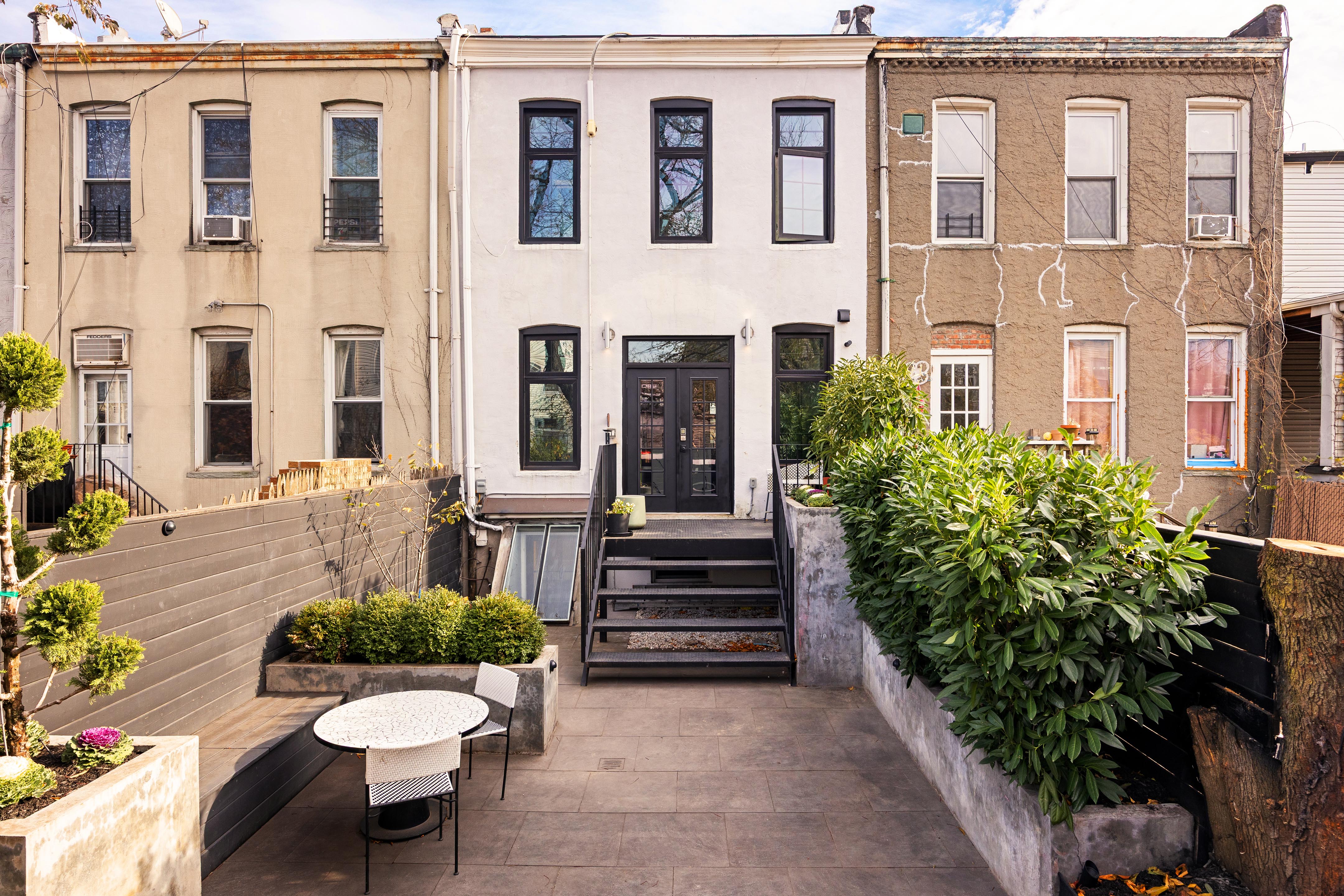 16-35 Hancock Street Queens, NY 11385 - Photo 10 of 25