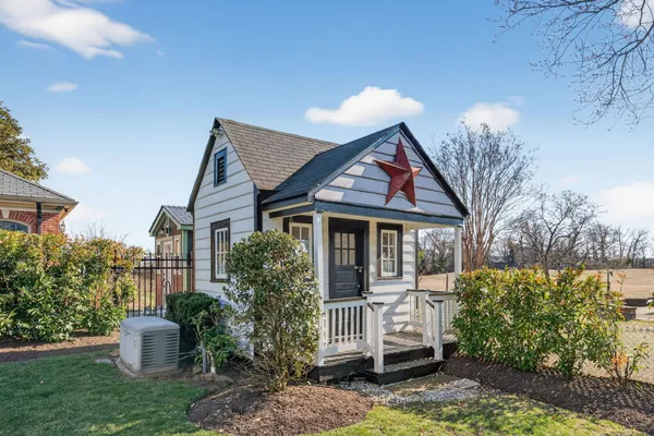 $2,295,000 | 600 Upland Place, Alexandria, VA 22301