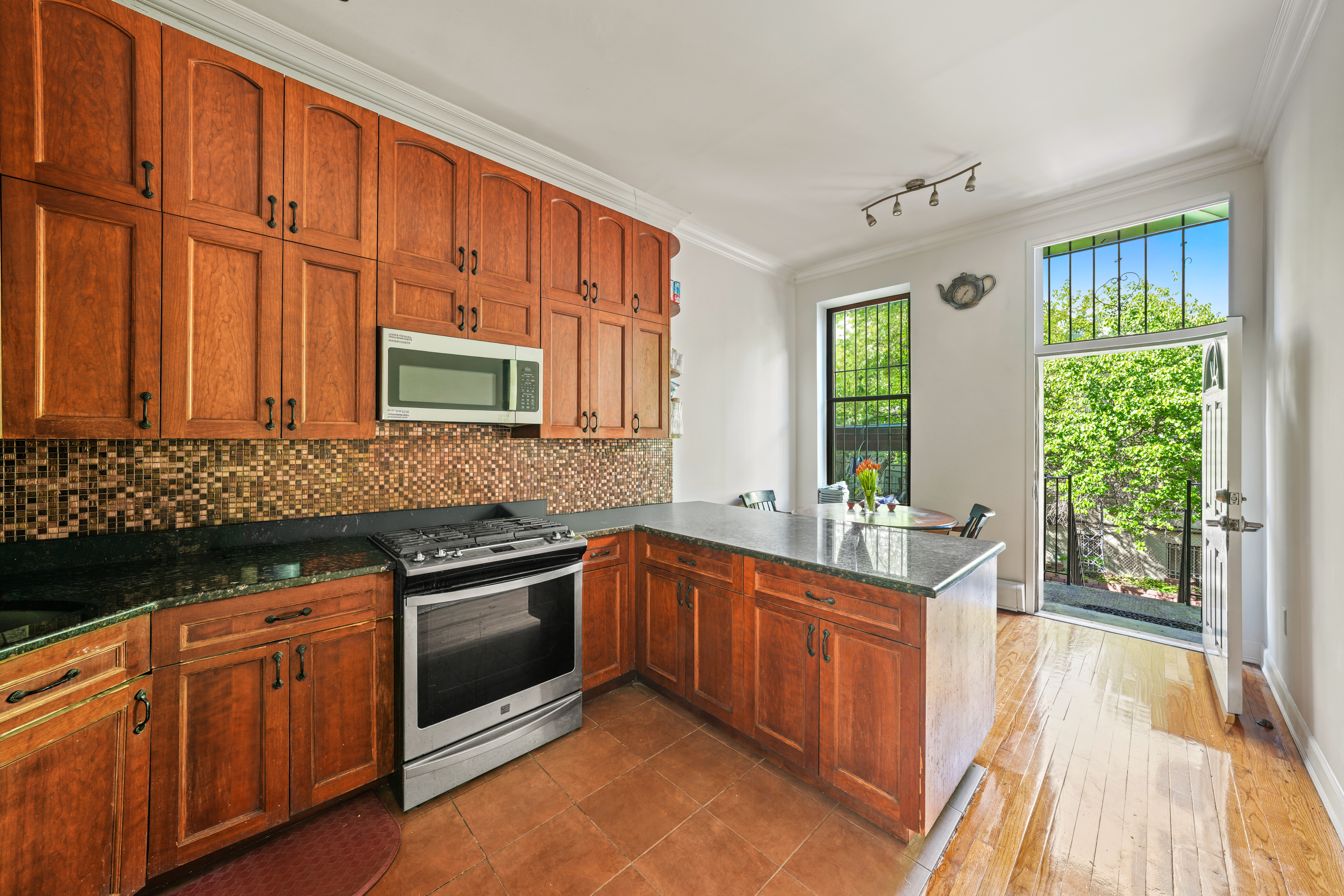63 West 128th Street Manhattan, NY 10027 - Photo 6 of 23