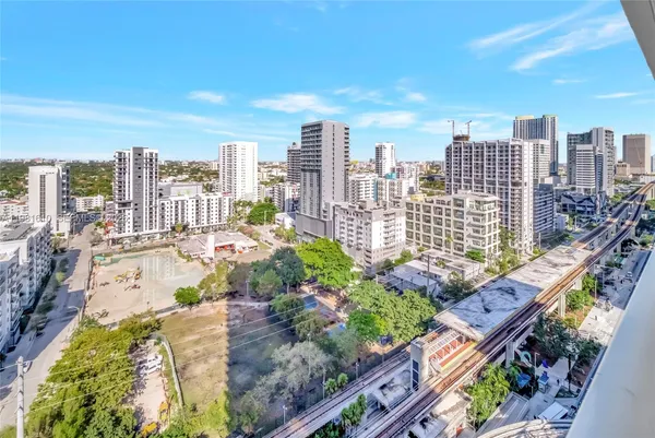 $680,000 | 79 Southwest 12th Street, Unit 2201S, Miami, FL 33130