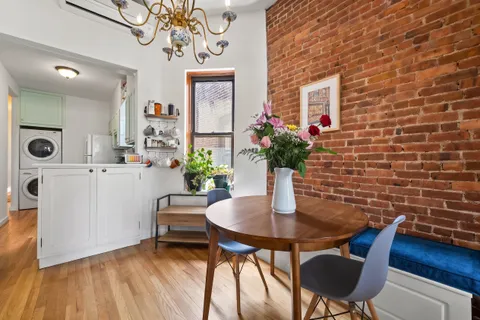 $1,300,000 | 798 President Street, Unit 4R | Park Slope