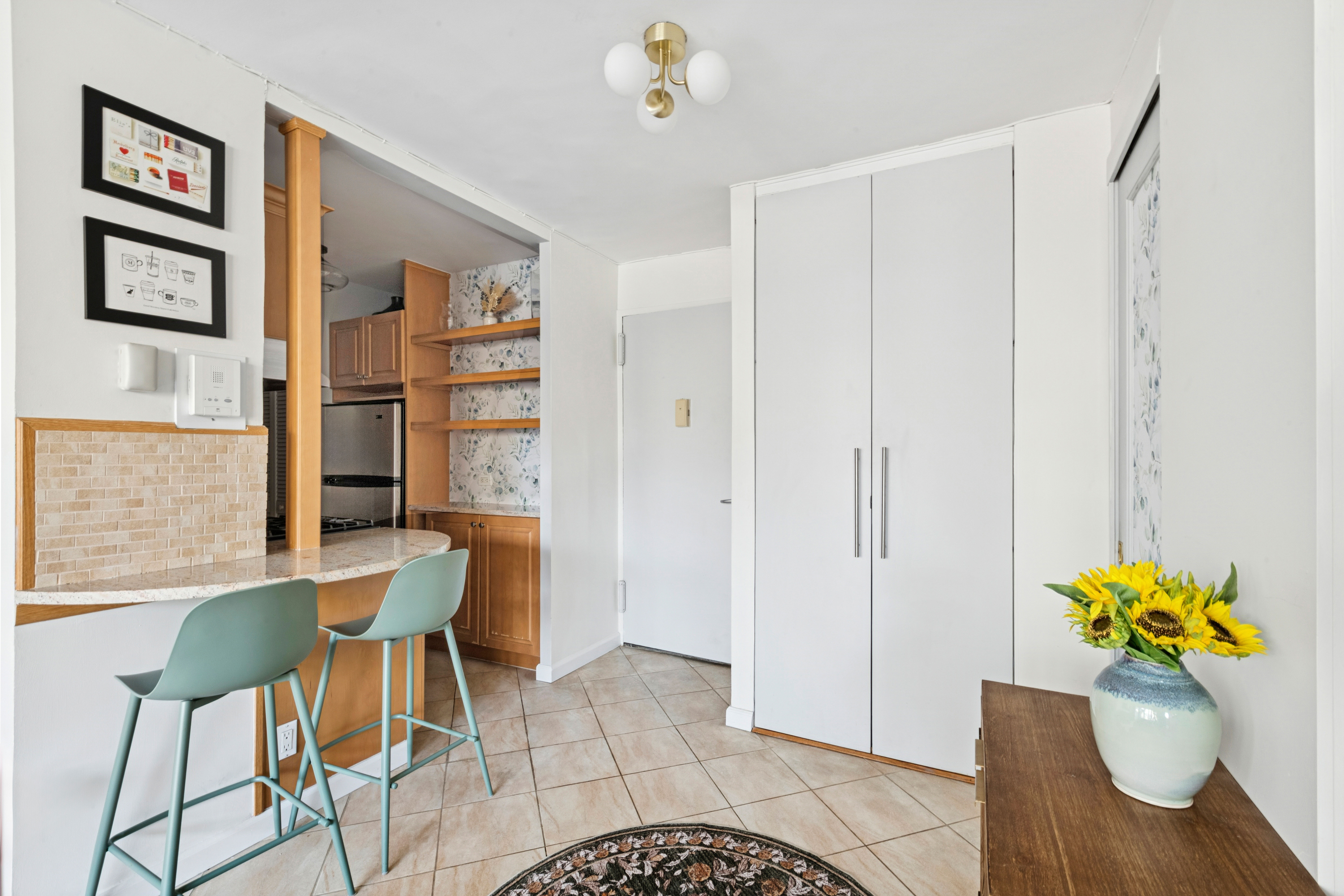 363 East 76th Street, Unit 11K Manhattan, NY 10021 - Photo 5 of 16 a view of a dining room with furniture