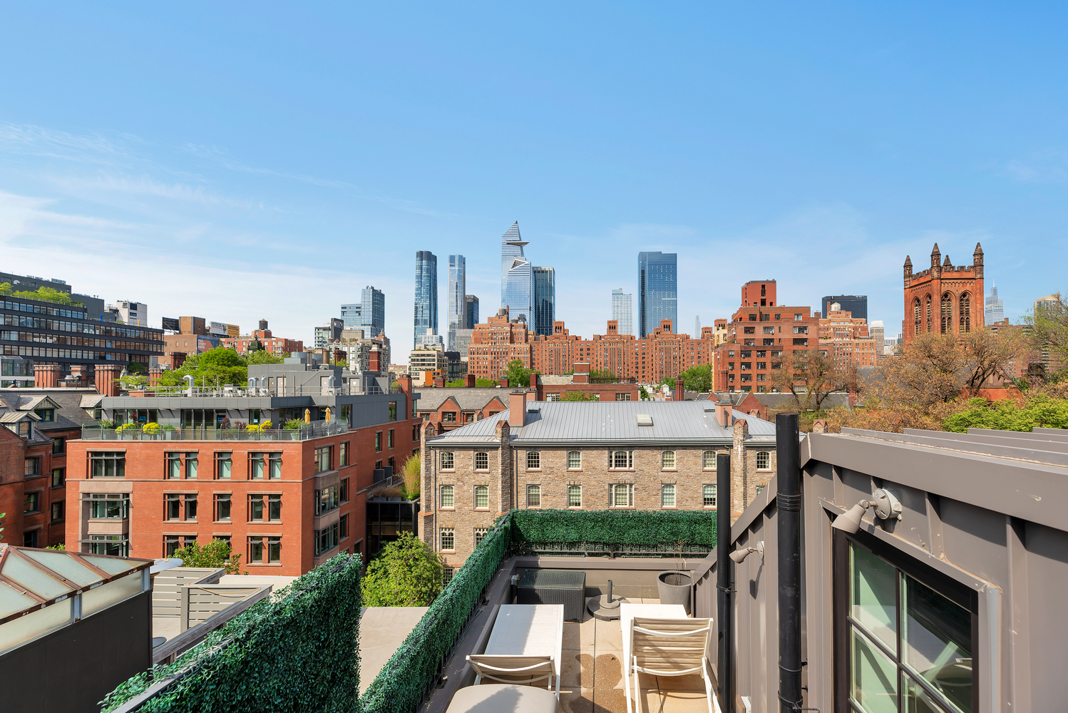 440 West 20th Street Manhattan, NY 10011 - Photo 20 of 20 a view of a city that has tall buildings