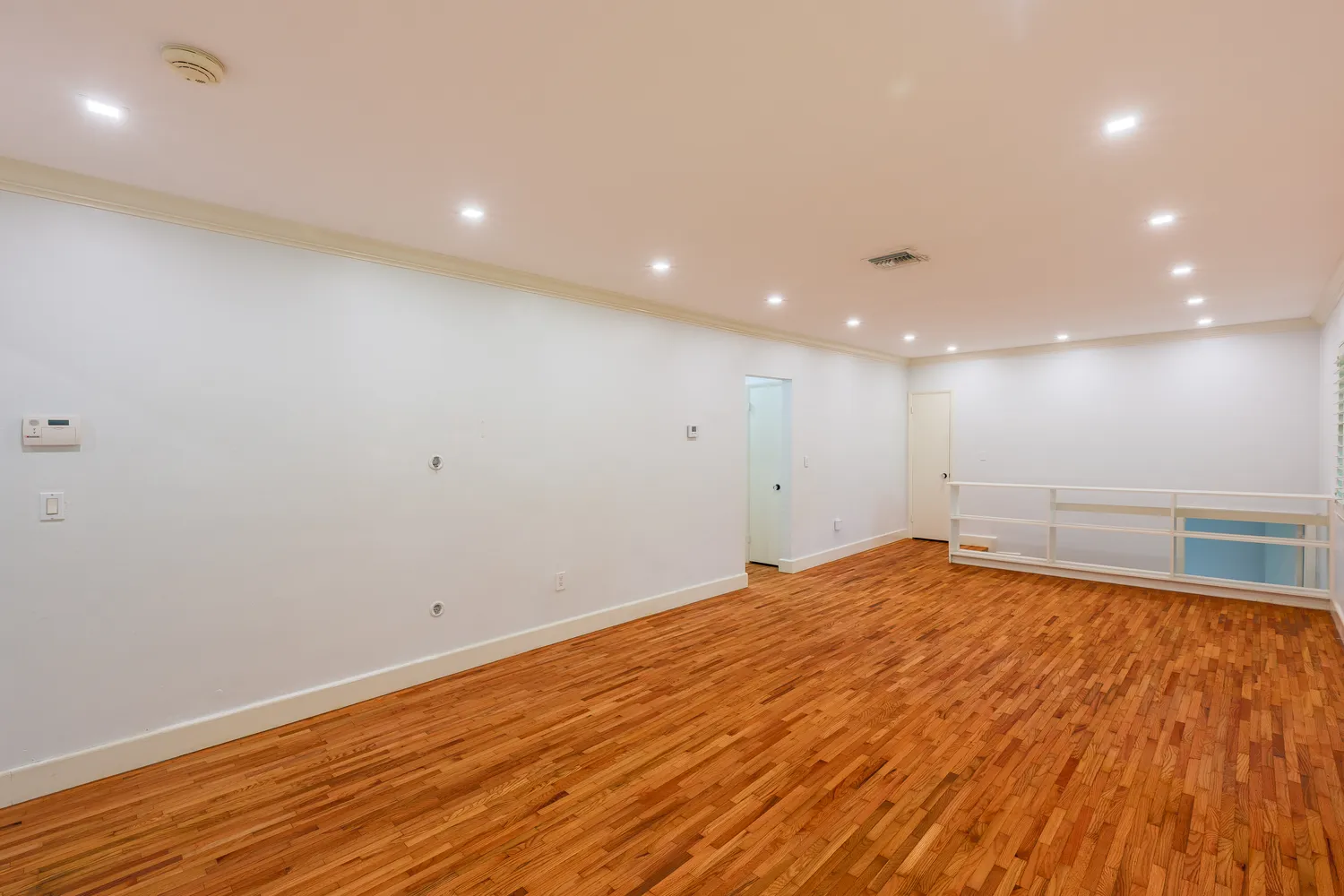 $4,350 | 3911 Ponce De Leon Boulevard, Coral Gables, FL 33134