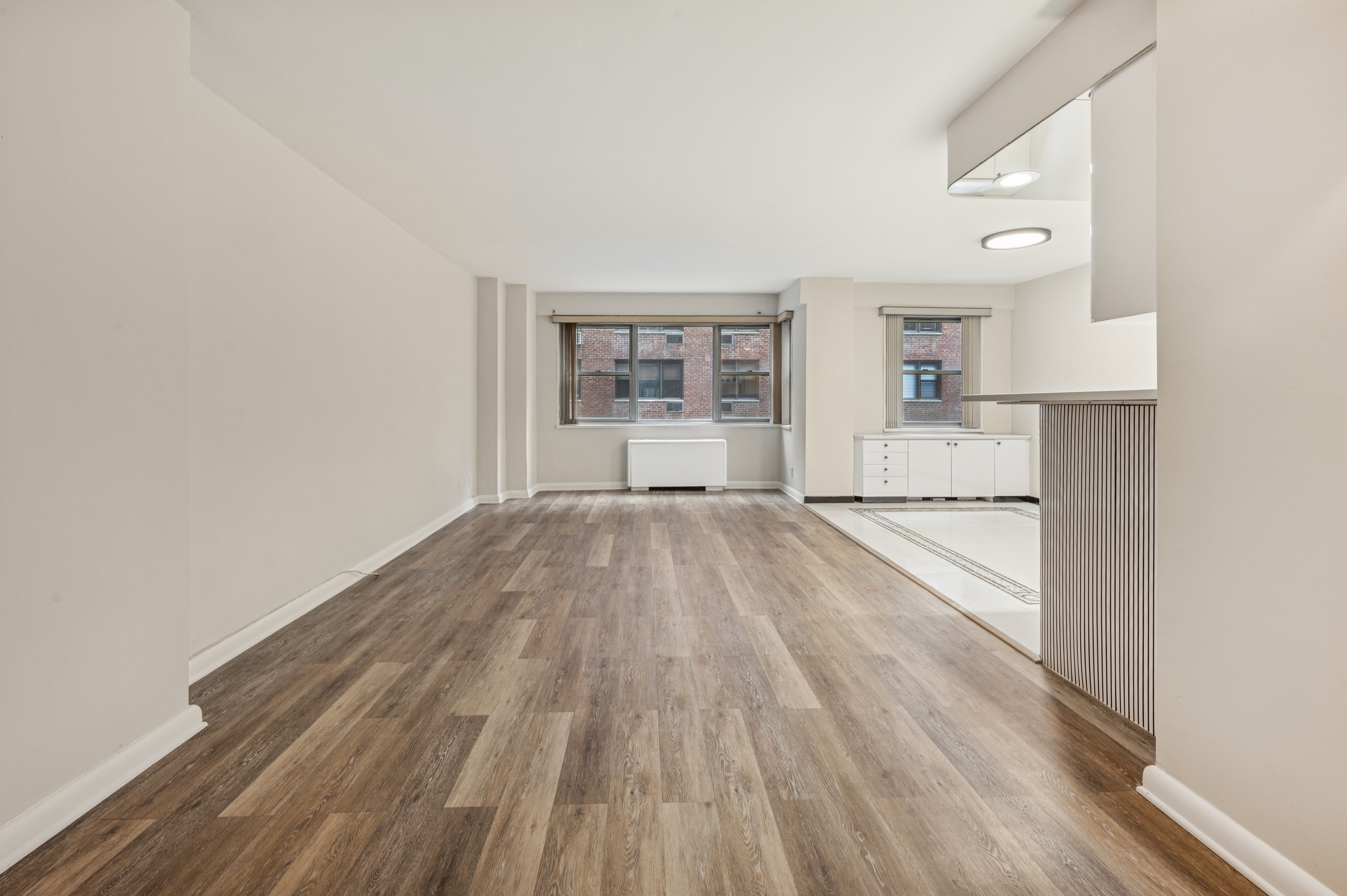 211 East 53rd Street, Unit 7C Manhattan, NY 10022 - Photo 5 of 14