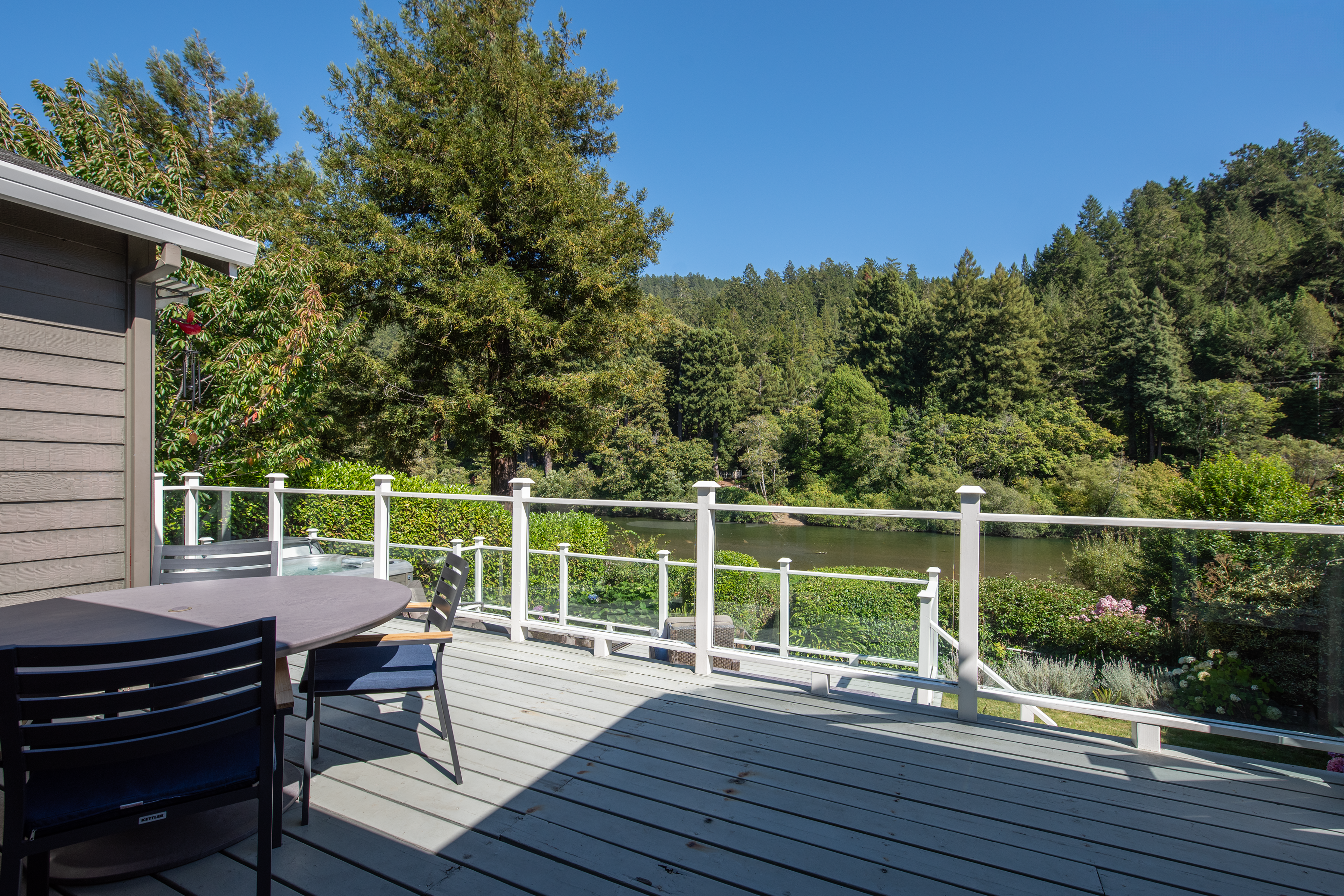 22753 Sylvan Way Monte Rio, CA 95462 - Photo 10 of 31 Gallery Image 10