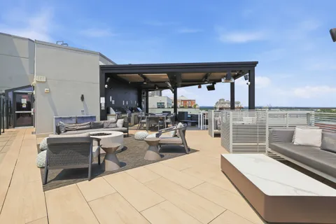 Contact Agent | 1021 North Garfield Street, Unit 913, Arlington, VA 22201