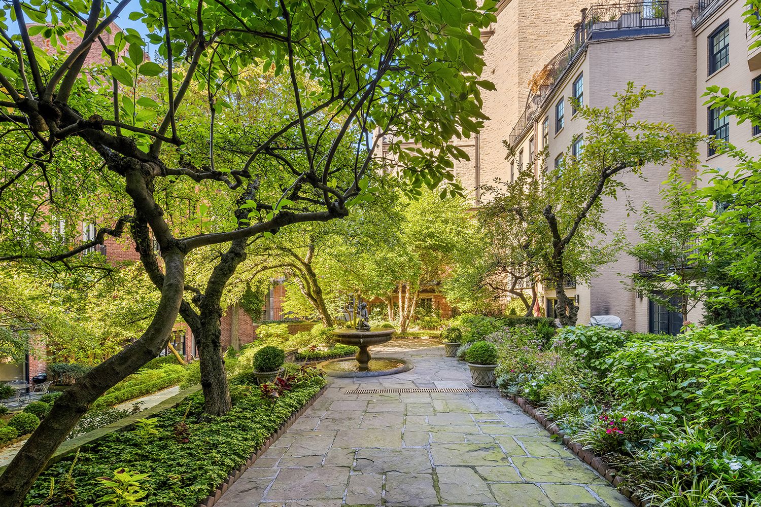 $11,950,000 | 157 East 65th Street | Lenox Hill