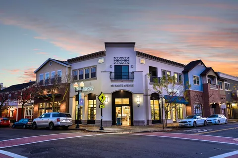 $1,198,000 | 111 West Prospect Avenue, Unit 205, Danville, CA 94526