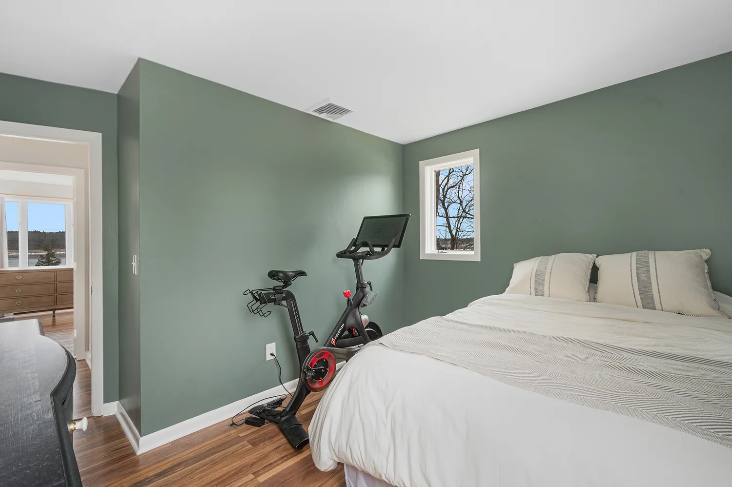 $639,000 | 1705 Wampanoag Trail, Barrington, RI 02806