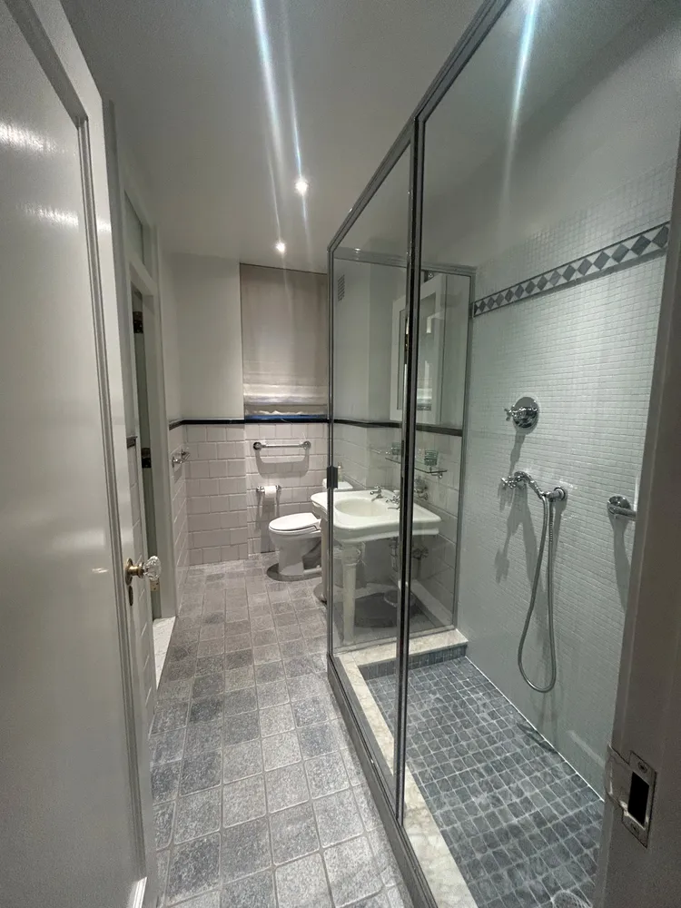 $28,000 | 40 East 62nd Street, Unit 6E | Lenox Hill