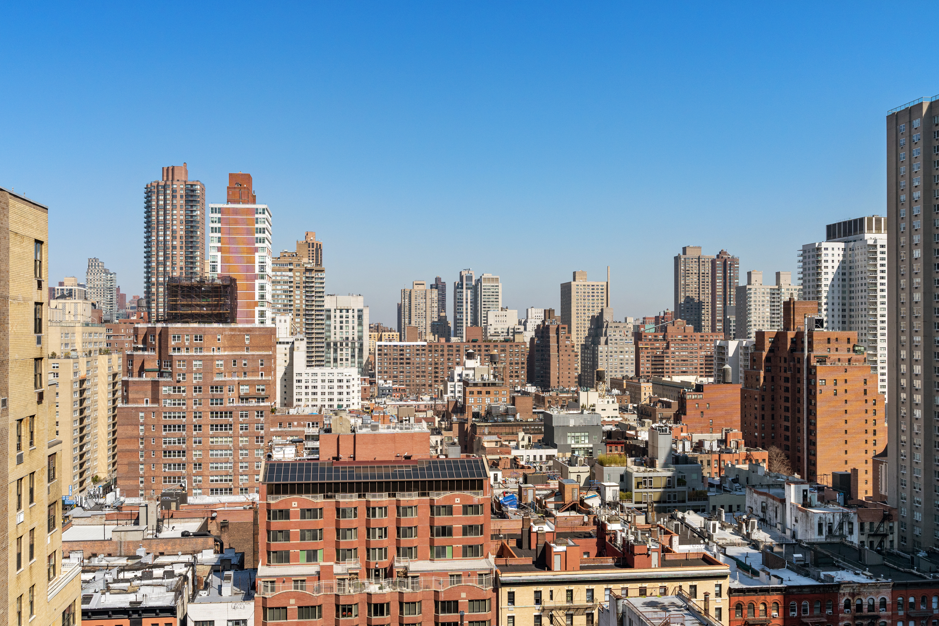 420 East 72nd Street, Unit 20B Manhattan, NY 10021 - Photo 5 of 10