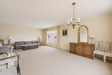 $485,000 | 5301 Westbard Circle, Unit 334, Bethesda, MD 20816