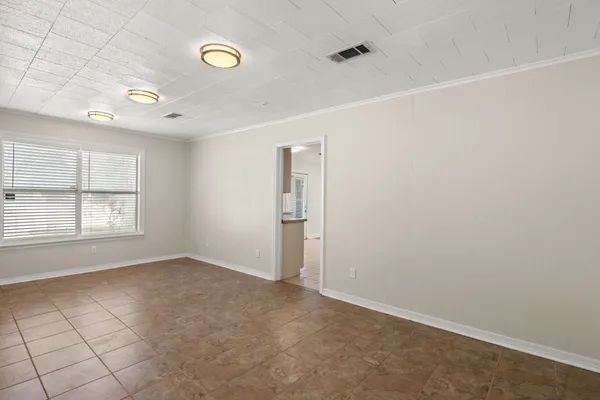 $1,600 | 2240 11th Street, Unit D, Mandeville, LA 70471