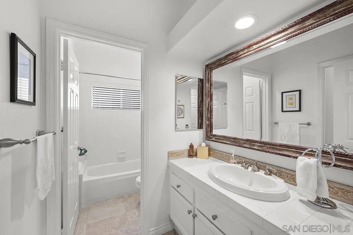 $2,300,000 | 4582 Mercurio Street, San Diego, CA 92130