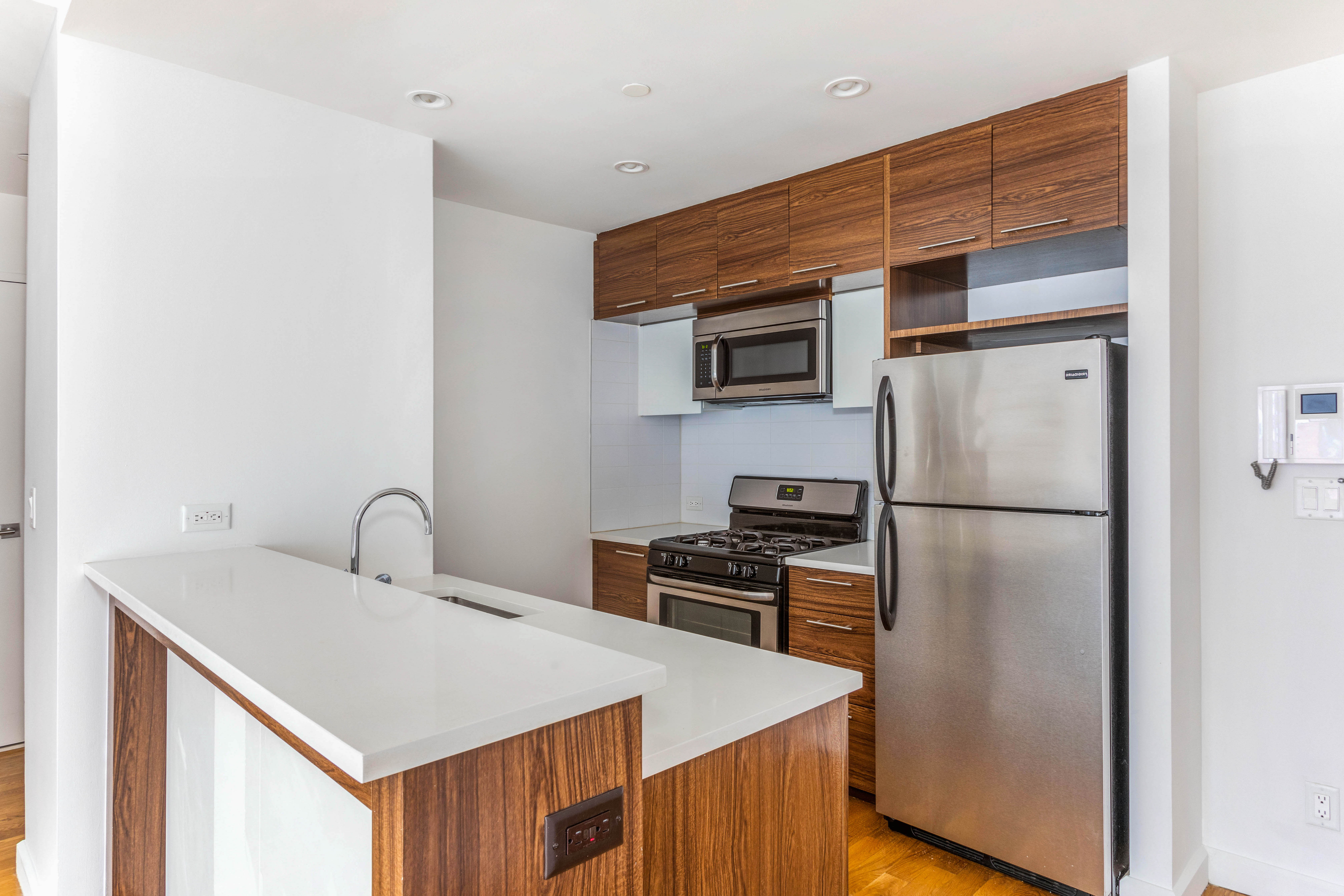 267 6th Street, Unit 5D Brooklyn, NY 11215 - Photo 3 of 11