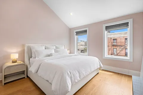$1,299,000 | 340 5th Street, Jersey City, NJ 07302