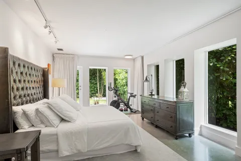 $4,499,000 | 4001 Monserrate Street, Miami, FL 33146
