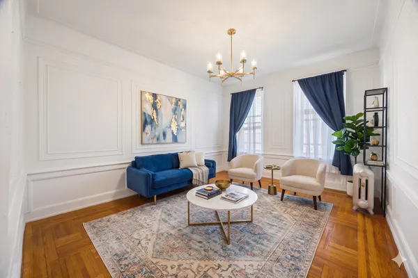$399,999 | 179 Ocean Parkway, Unit 4H | Kensington