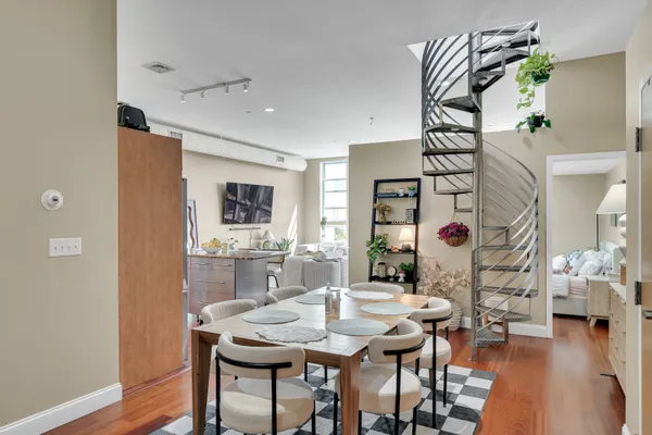 $575,000 | 10 Ocean Avenue, Unit 403, Revere, MA 02151