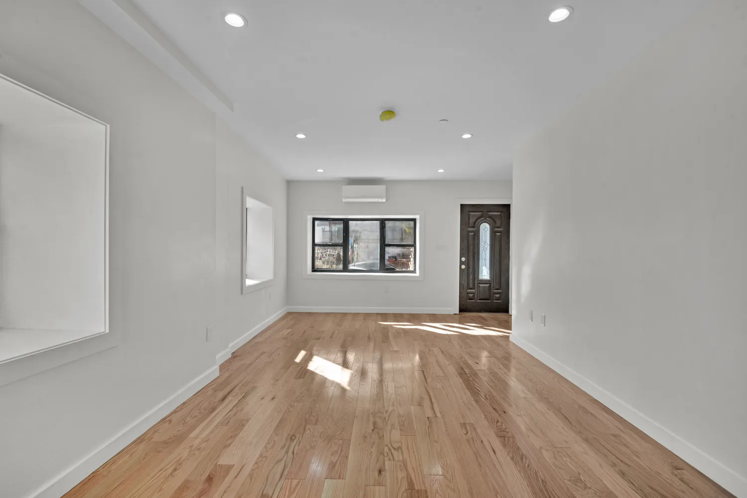 $3,795 | 31 Roosevelt Place, Unit 1A | Bedford-Stuyvesant