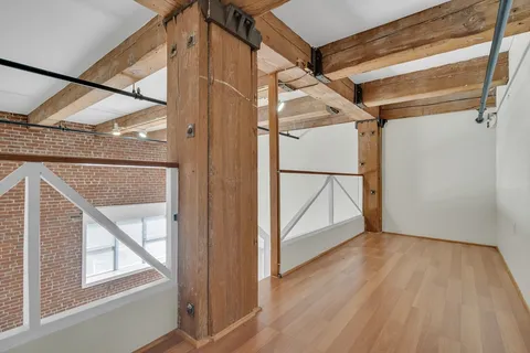 $1,400,000 | 15 Sleeper Street, Unit 104, Boston, MA 02210