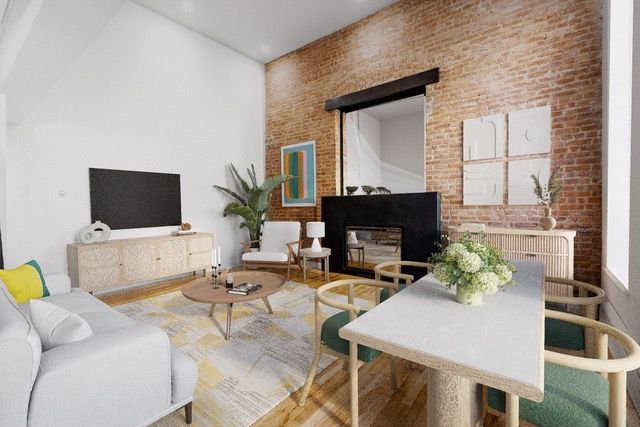 $4,650 | 300 East 4th Street, Unit 1B | East Village