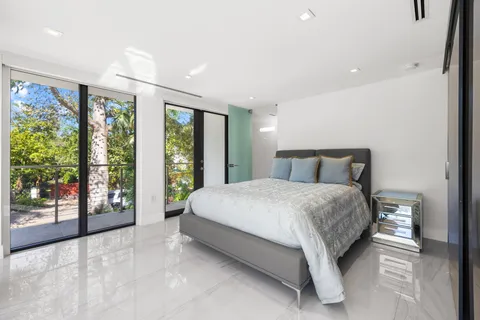 $6,495,000 | 3770-3792 Kumquat Avenue, Miami, FL 33133