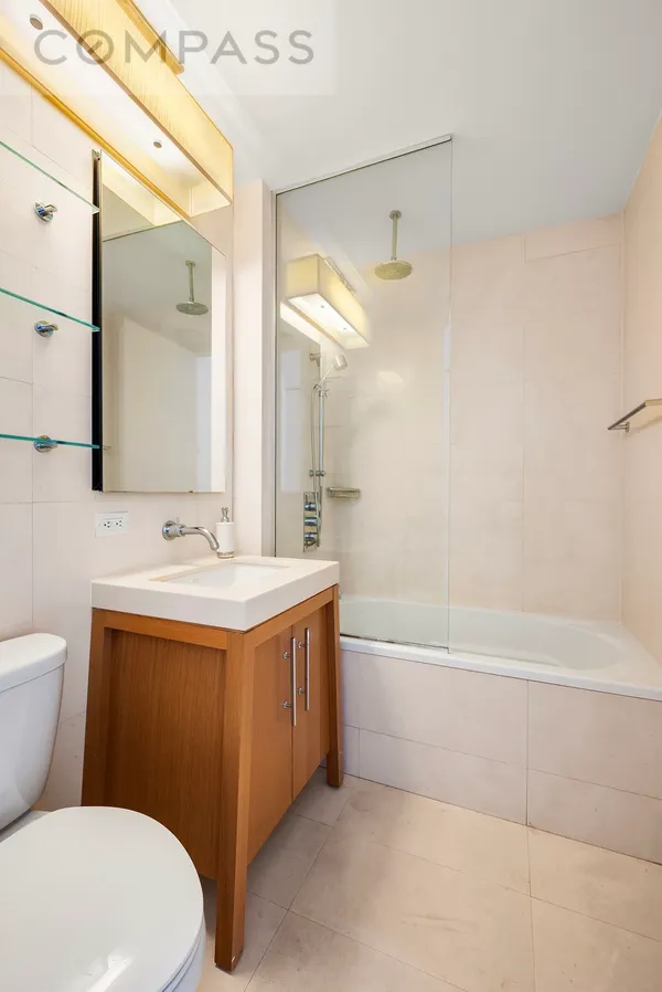 $3,600 | 88 Greenwich Street, Unit 2903 | Financial District