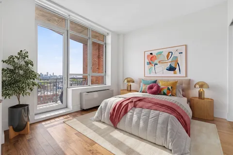 $2,290,000 | 20 Bayard Street, Unit 12A | Williamsburg