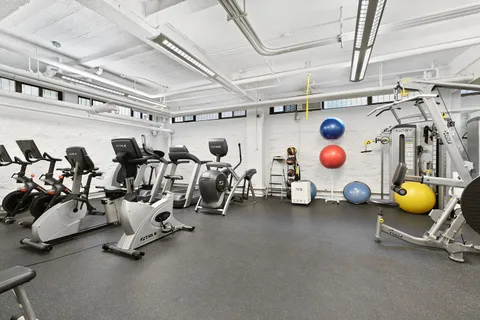 $705,000 | 235 East 73rd Street, Unit 1D | Lenox Hill