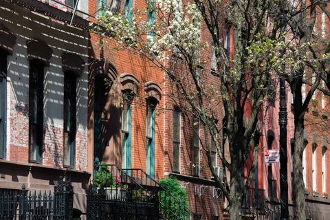 $499,000 | 165 Christopher Street, Unit 6M | West Village