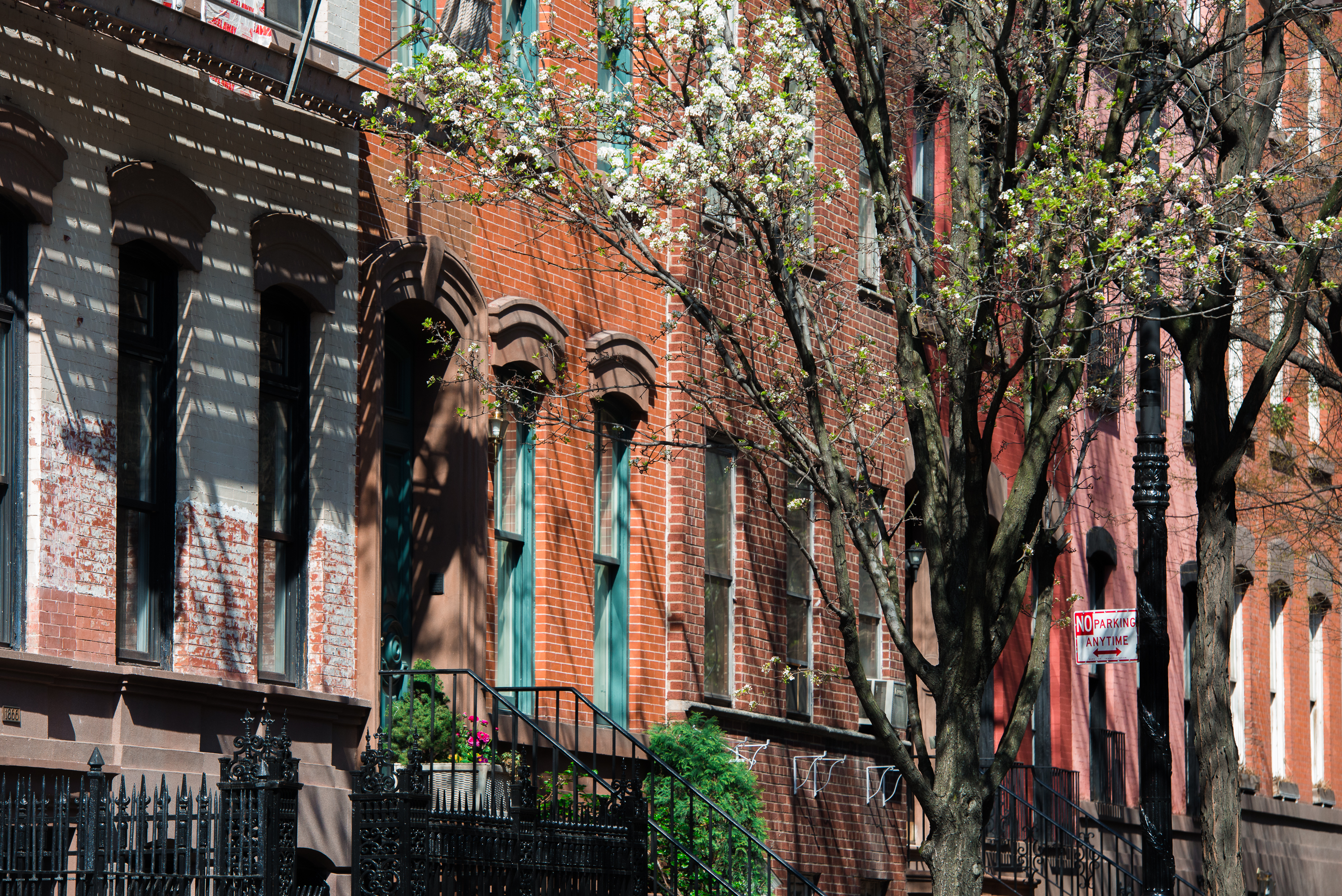 165 Christopher Street, Unit 6M Manhattan, NY 10014 - Photo 1 of 2