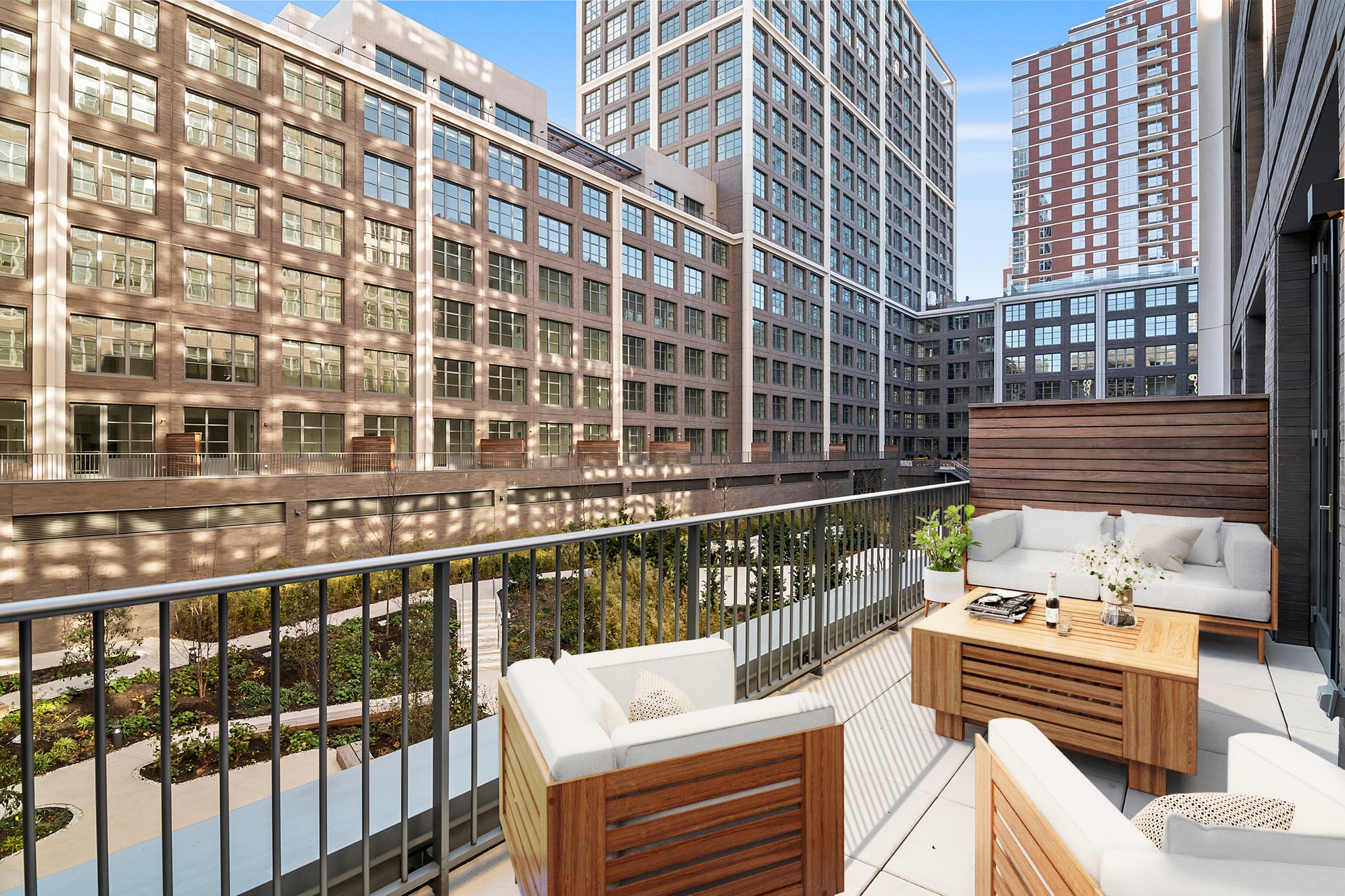 180 Front Street, Unit 2J Brooklyn, NY 11201 - Photo 2 of 23