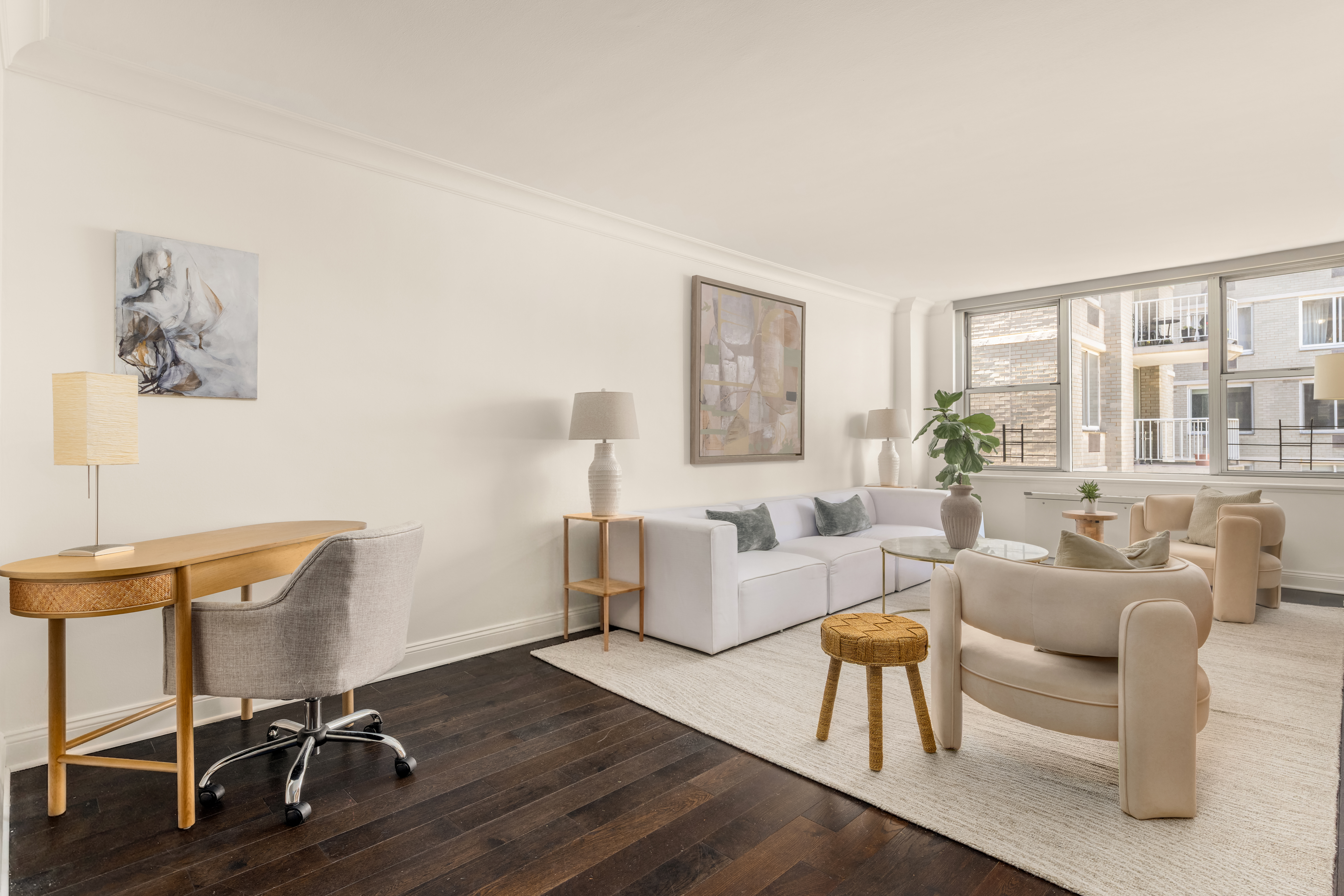 250 East 65th Street, Unit 10C Manhattan, NY 10065 - Photo 2 of 11