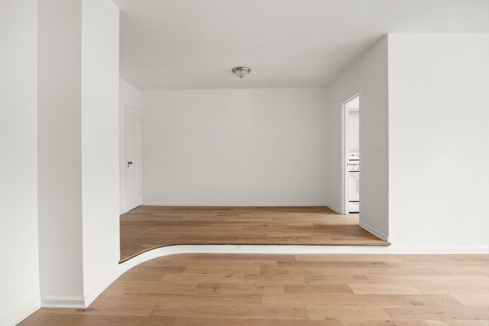 263 West End Avenue, Unit 13F Manhattan, NY 10023 - Photo 6 of 22 a view of an empty room