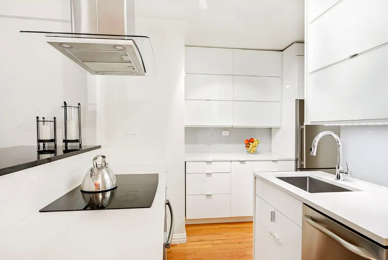 330 East 70th Street, Unit 4EF Manhattan, NY 10021 - Photo 3 of 9