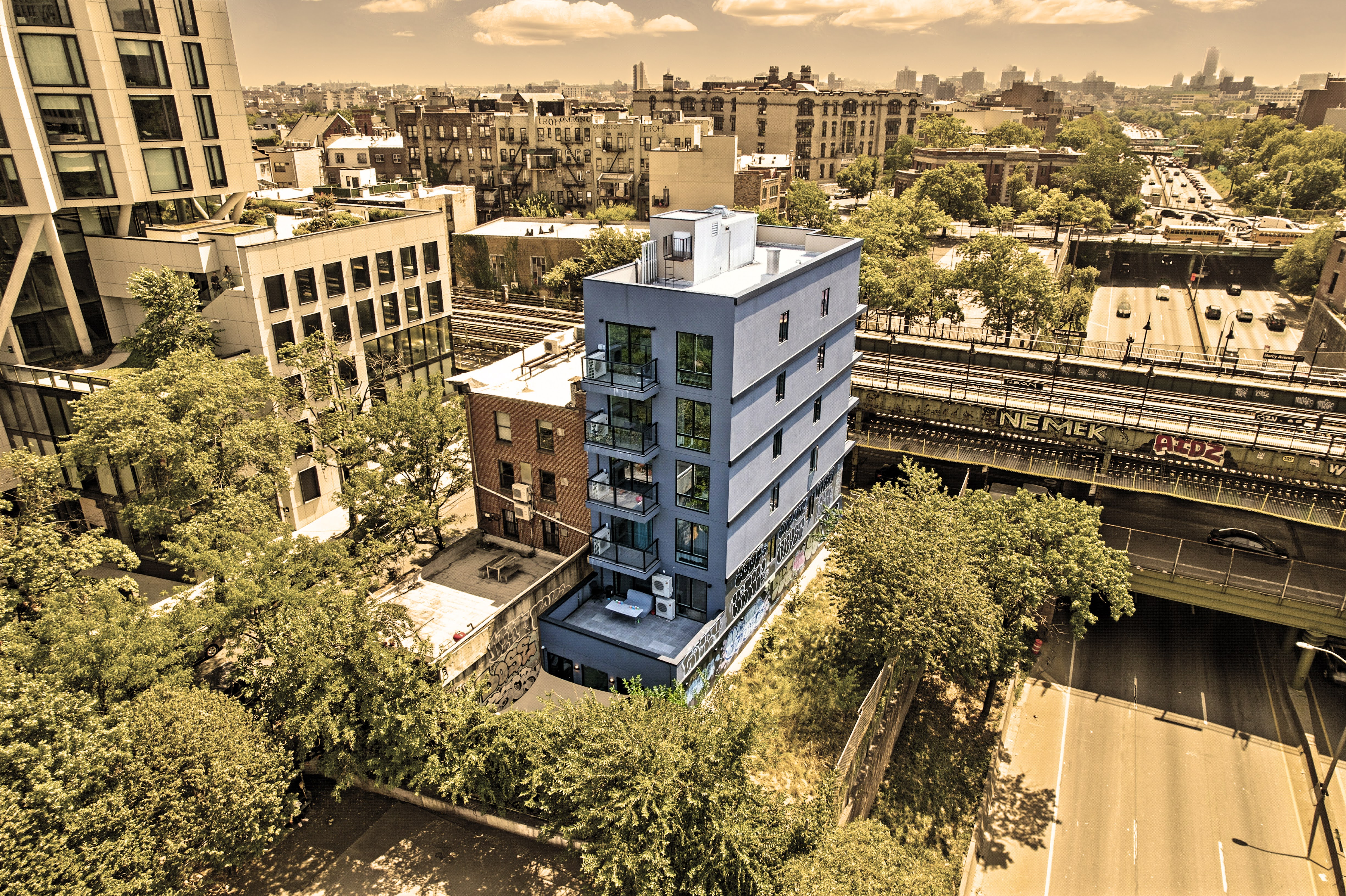 319 Broadway Brooklyn, NY 11211 - Photo 16 of 22 a picture of city view