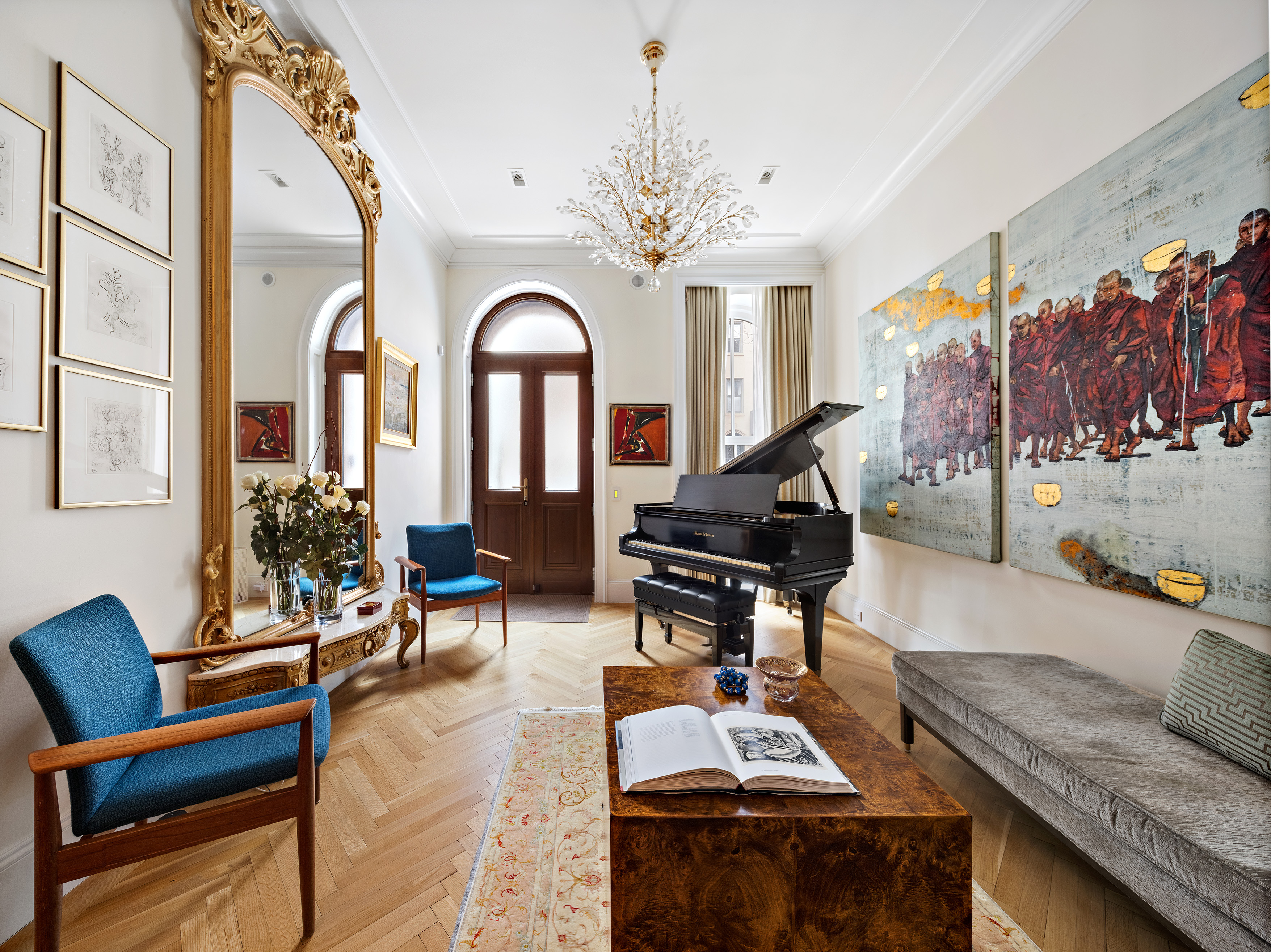 225 East 48th Street Manhattan, NY 10017 - Photo 2 of 26 Gallery Image 2