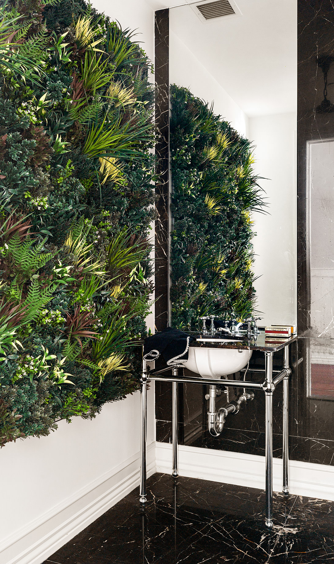 73 Wooster Street, Unit PHA Manhattan, NY 10012 - Photo 20 of 25 a table with chairs in front of it