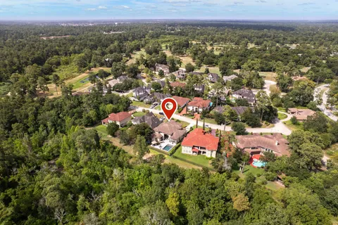 $975,000 | 16015 Fawn Vista, Houston, TX 77068
