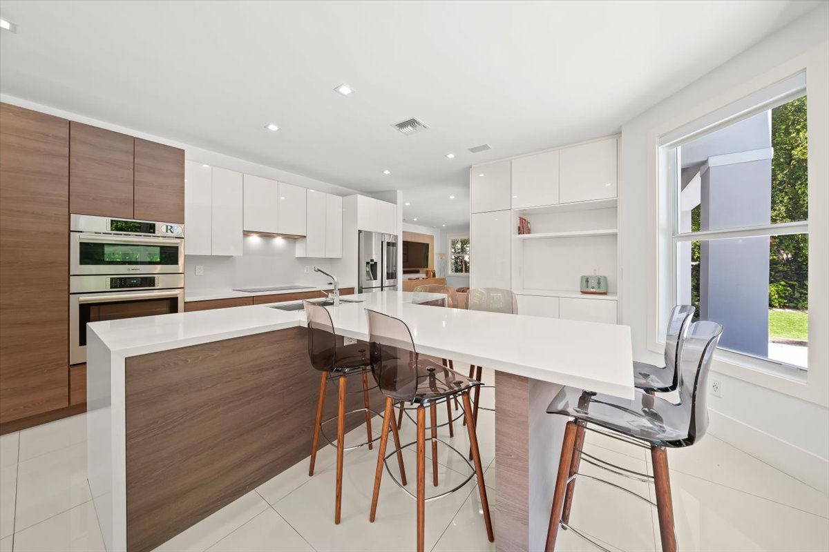 5700 Southwest 86th Street Miami, FL 33143 - Photo 14 of 73