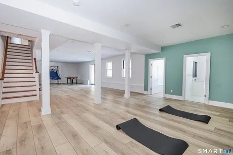 $3,000,000 | 70 Meadow Ridge Road, Fairfield, CT 06890