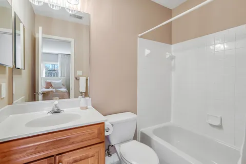 $1,275,000 | 15816 Thistlebridge Drive, Rockville, MD 20853