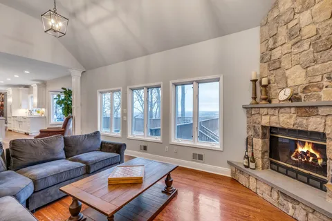 $1,500,000 | 18 Bayview Terrace, Green Brook, NJ 08812