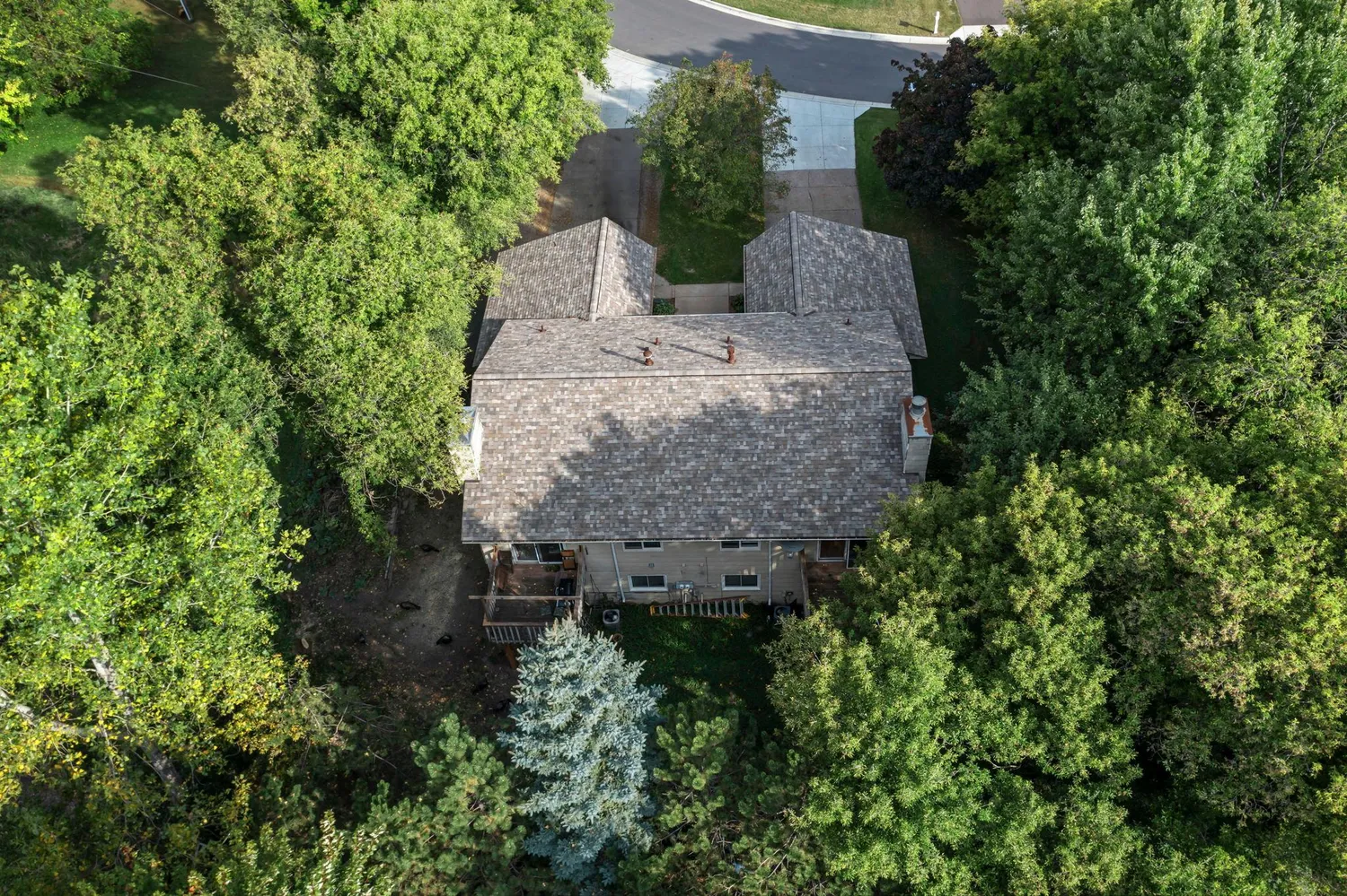 $2,000 | 5535 Lindsay Street, Golden Valley, MN 55422