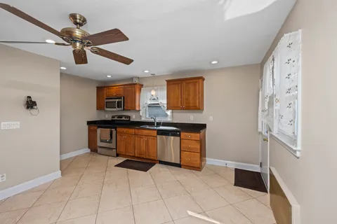 $669,000 | 522 Stewart Avenue | South New York