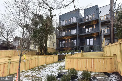 $575,000 | 4013 Davis Place Northwest, Unit Undisclosed, Washington, DC 20007